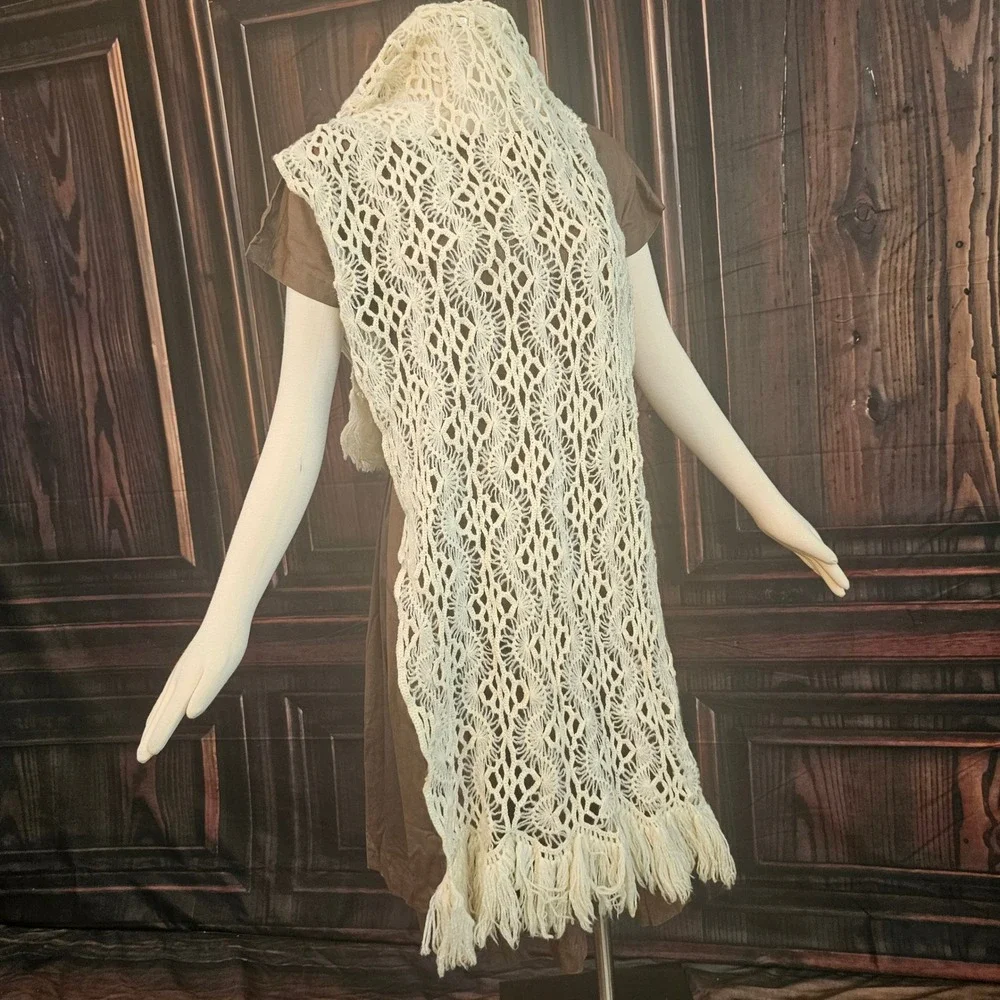Vintage 1970s Crochet Fringe Shawl Wrap Cream Ivory Boho Handmade Lace Scarf